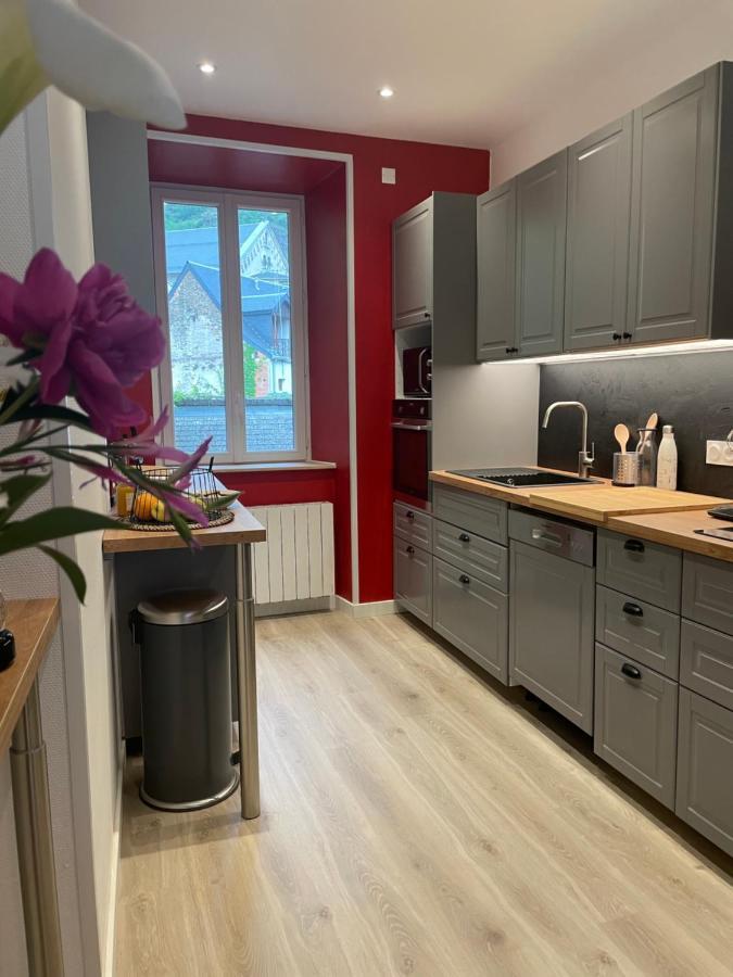 Bel Appartement T3 Au 1Er Etage Avec Cour Interieure Au Rdc - Villa Marie Bagnères-de-Luchon Екстериор снимка